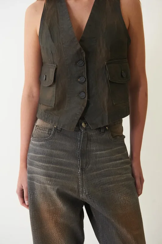 Chaleco Garza Lobos Saman Encuerado Bitono Marron - Stock disponible - Electrónica