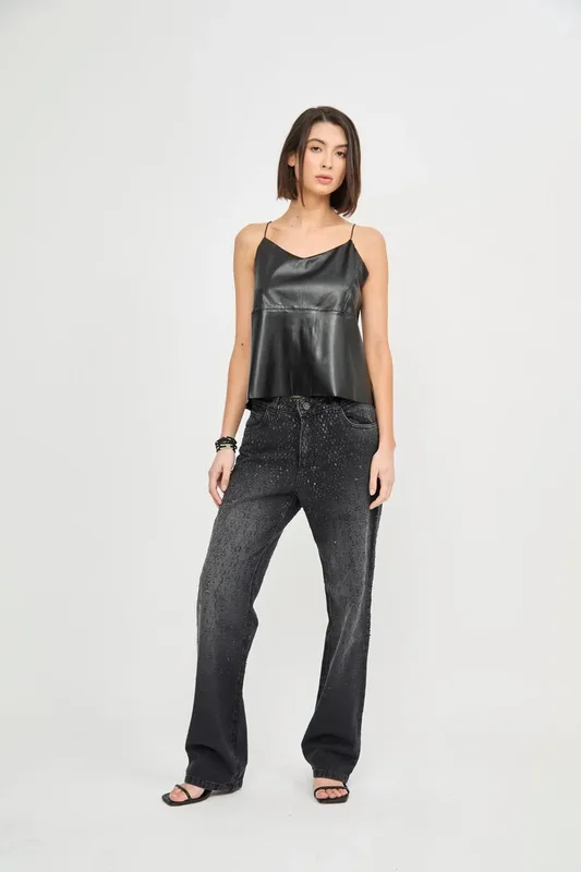 Jean Straight De Mujer Con Agujeritos Lory Uniongood - Stock disponible - Electrónica