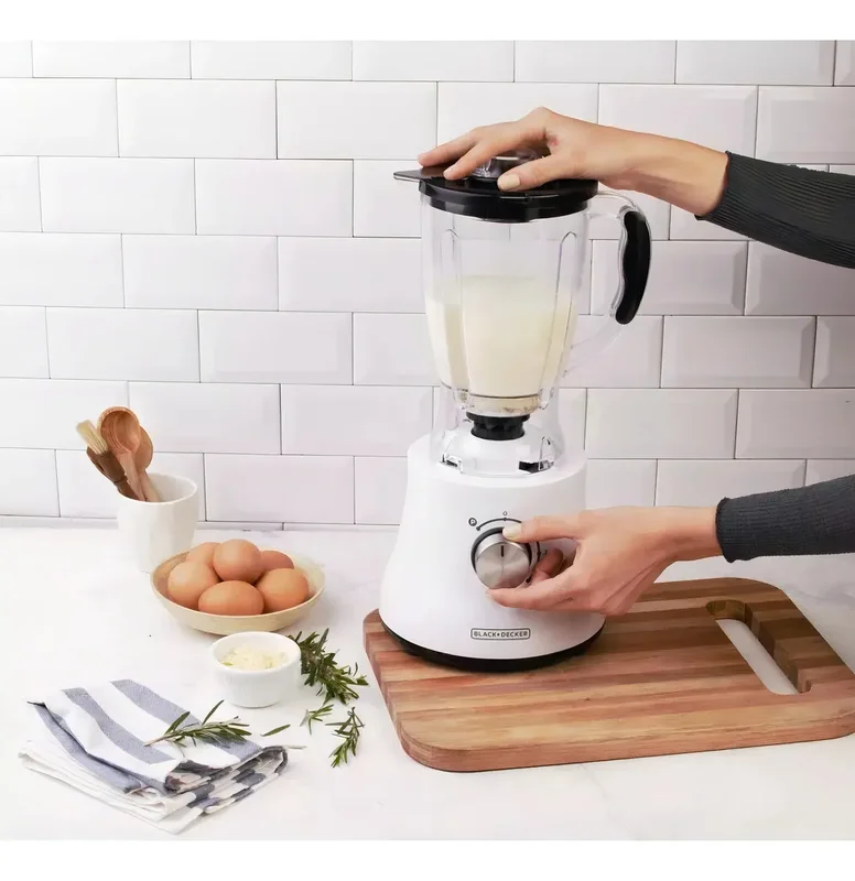 Capacidad Multiprocesadora Black+Decker FP1002J-AR 750W blanca - Stock disponible - Productos para Mascotas