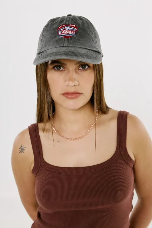 Gorra Bordada Corazón Limay Denim Color Negro Diseño De La Tela Gastado Talle Un - Stock disponible - Ropas y Calzados