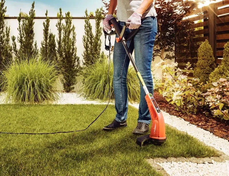 Bordeadora Eléctrica 1500 W Corte De 28cm Tramontina - Stock disponible - Herramientas