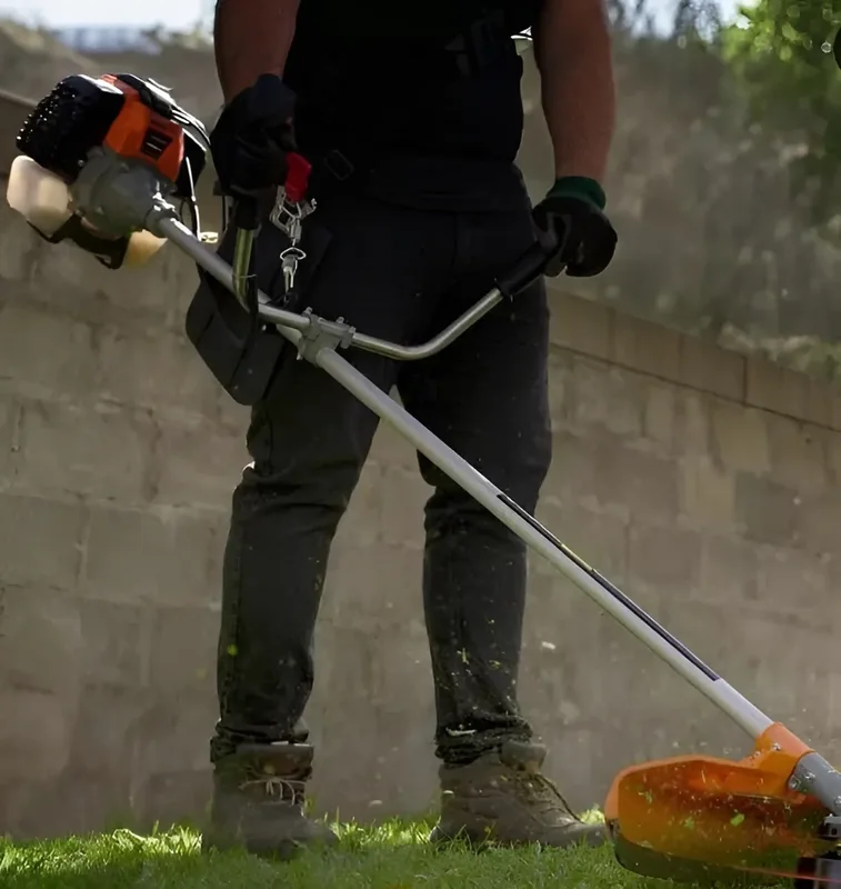 Corte Desmalezadora Motoguadaña A Explosion Naftera 52cc 2,2hp Pideweb Brd-52 Bordeadora Carretel Con Tanza Cuchilla Y Accesorios Uso Profesional - Stock disponible - Electrónica