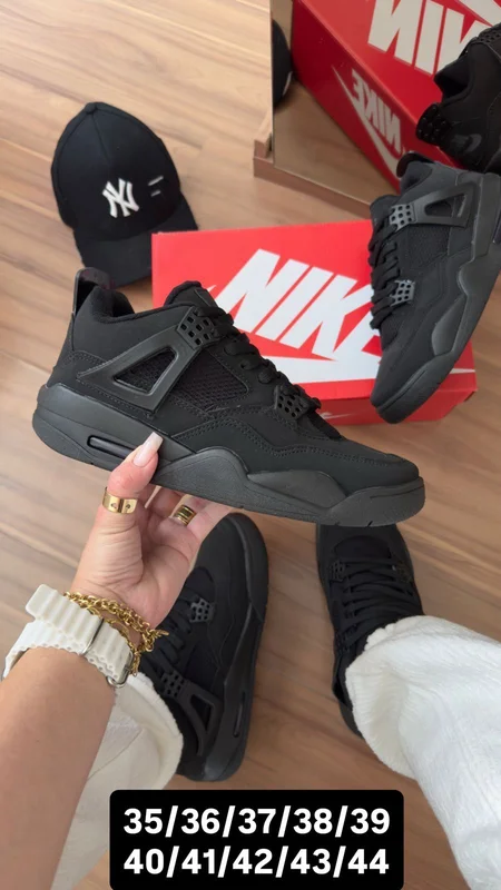 Zapatillas Nike Air Jordan 4 Retro Black Cat – Triple Black Originales | Envíos a todo Argentina