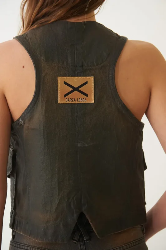 Chaleco Garza Lobos Saman Encuerado Bitono Marron - Stock disponible - Electrónica