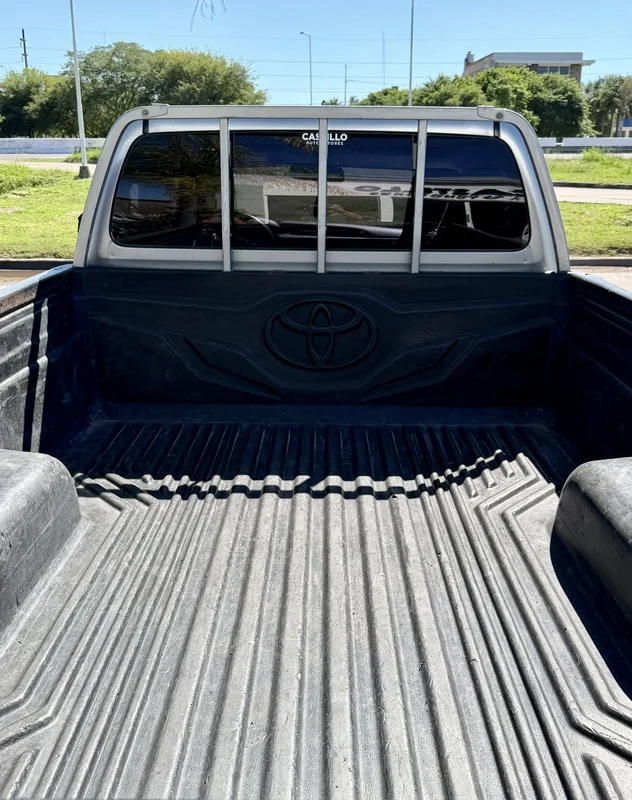 TOYOTA HILUX CABINA SIMPLE 4X4 2019 - Vehículos